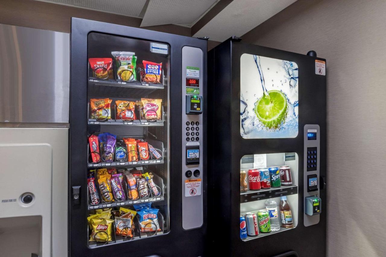 Comfort Inn & Suites Lees Summit - Kansas City Lee's Summit Εξωτερικό φωτογραφία