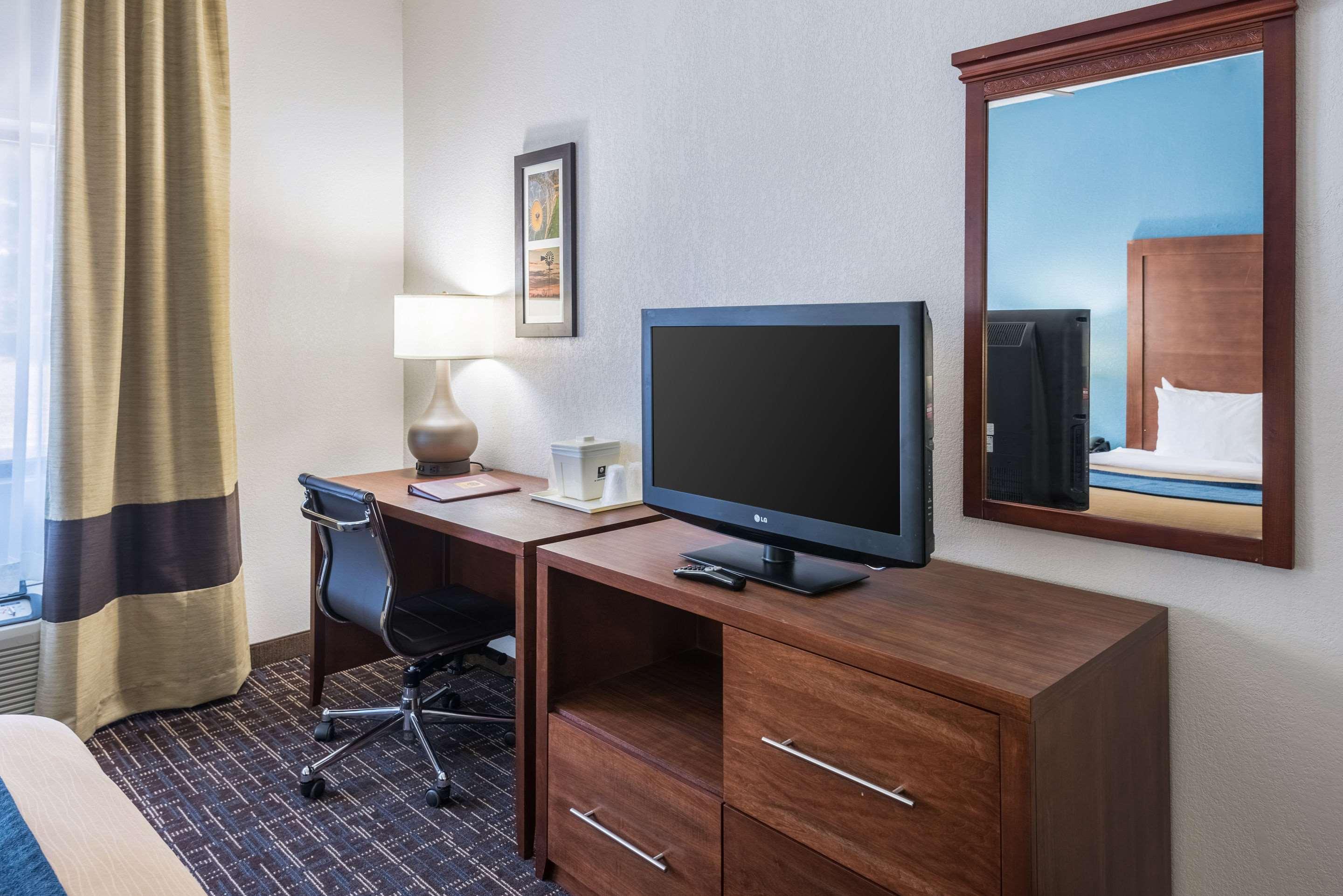 Comfort Inn & Suites Lees Summit - Kansas City Lee's Summit Εξωτερικό φωτογραφία