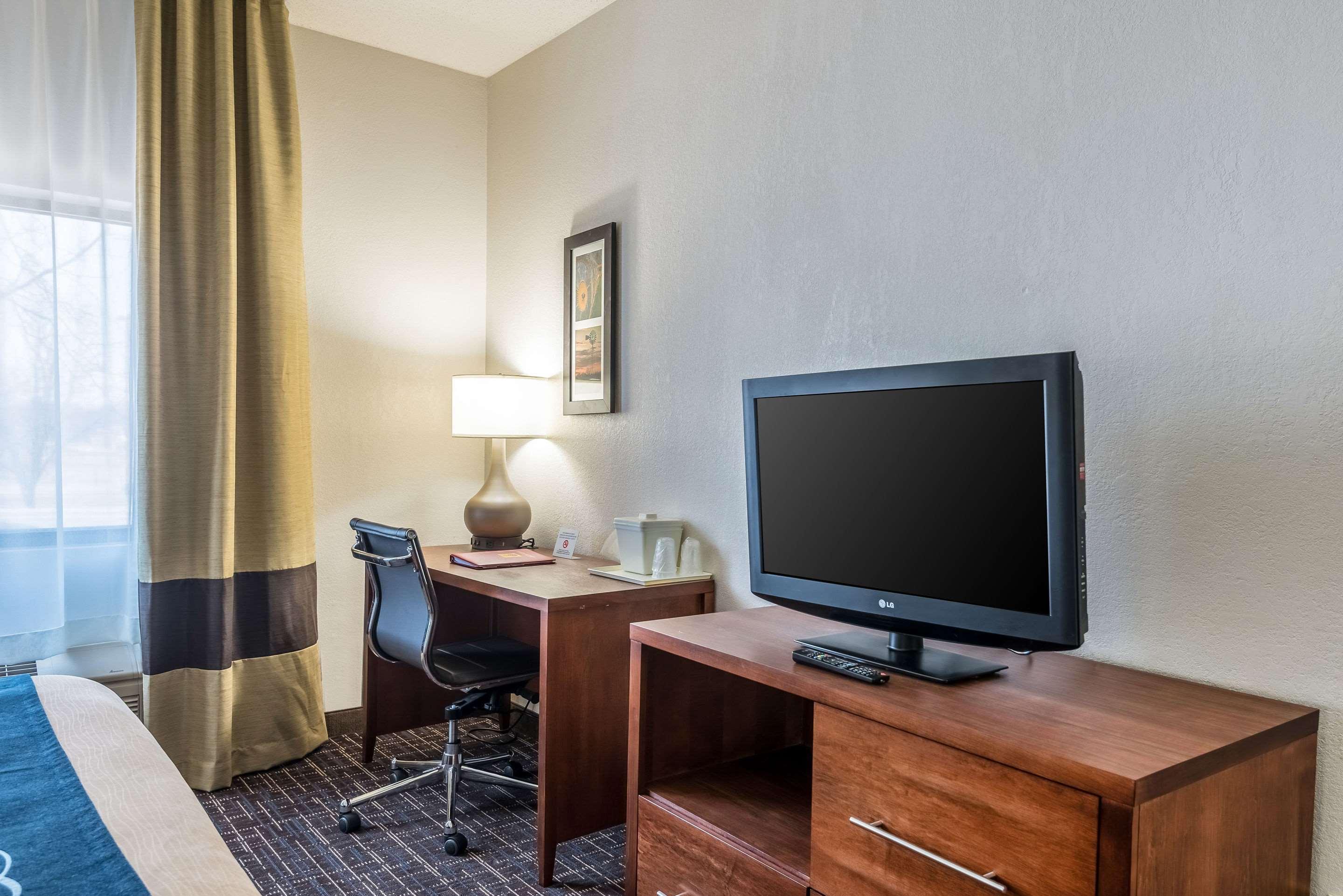 Comfort Inn & Suites Lees Summit - Kansas City Lee's Summit Εξωτερικό φωτογραφία