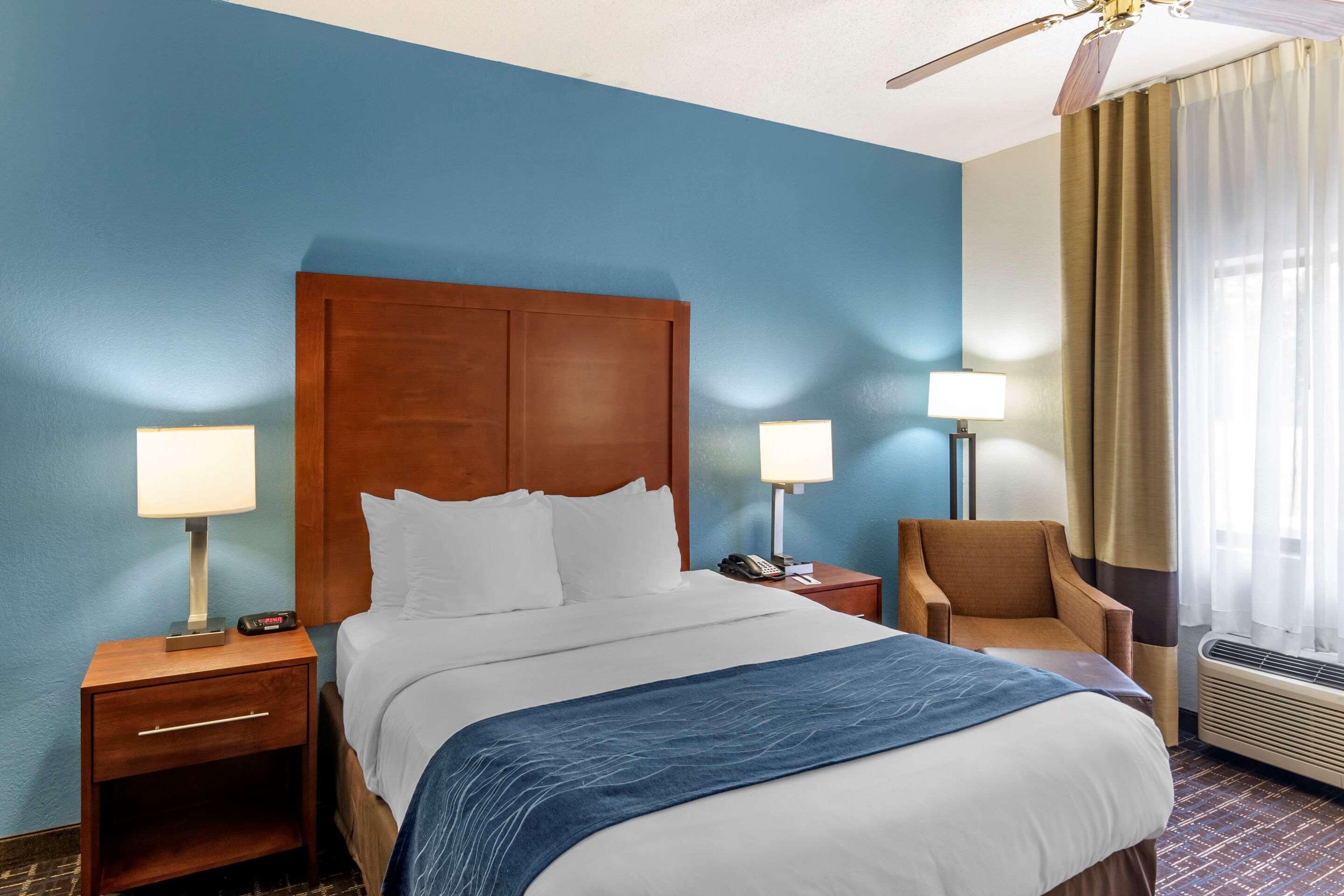 Comfort Inn & Suites Lees Summit - Kansas City Lee's Summit Εξωτερικό φωτογραφία