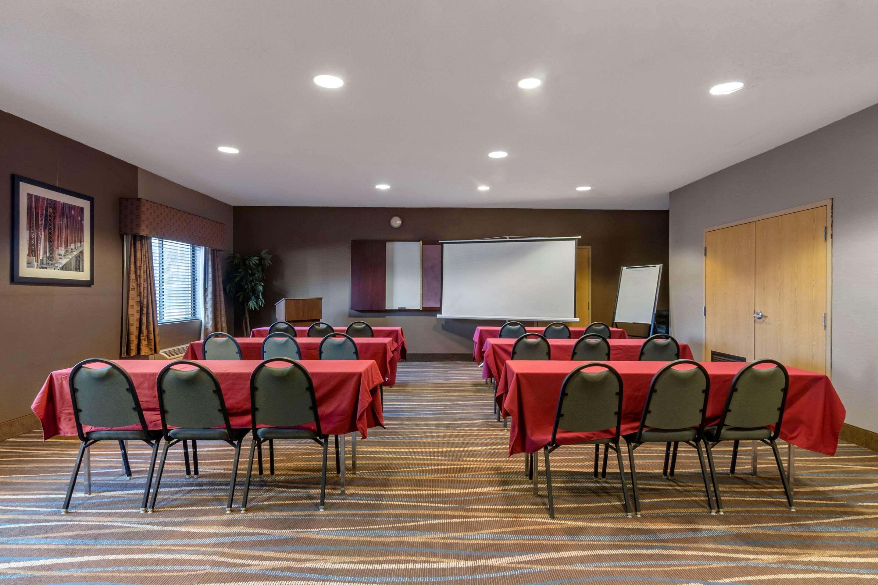 Comfort Inn & Suites Lees Summit - Kansas City Lee's Summit Εξωτερικό φωτογραφία