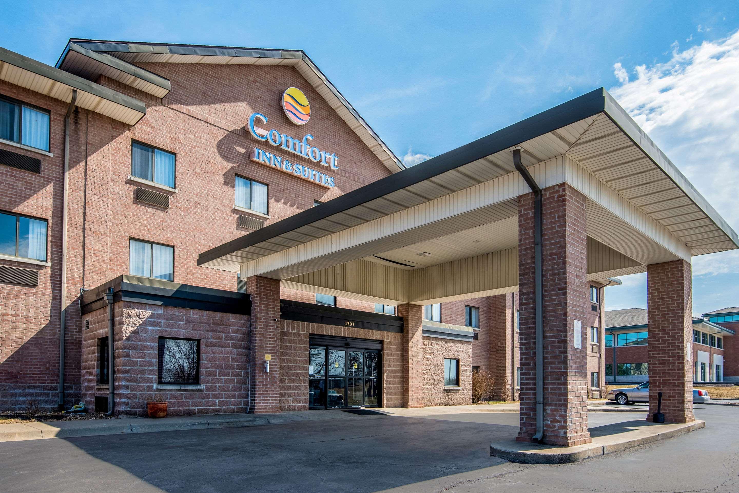 Comfort Inn & Suites Lees Summit - Kansas City Lee's Summit Εξωτερικό φωτογραφία