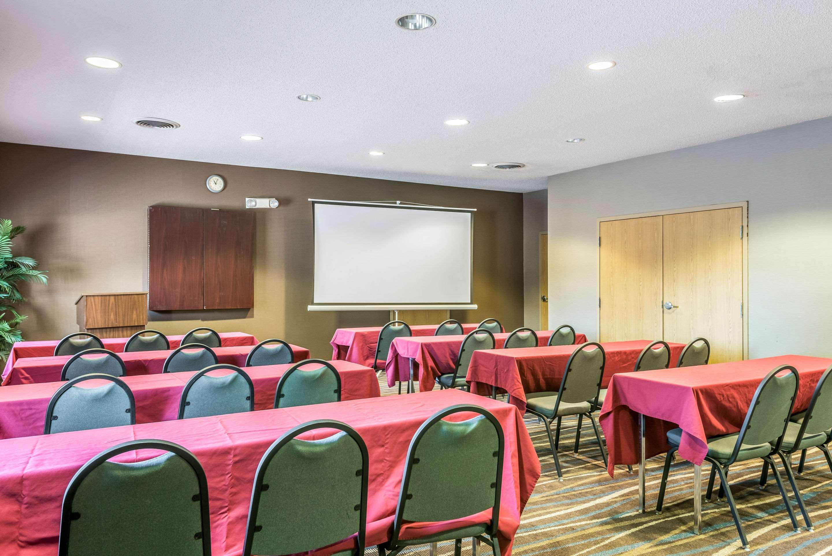 Comfort Inn & Suites Lees Summit - Kansas City Lee's Summit Εξωτερικό φωτογραφία