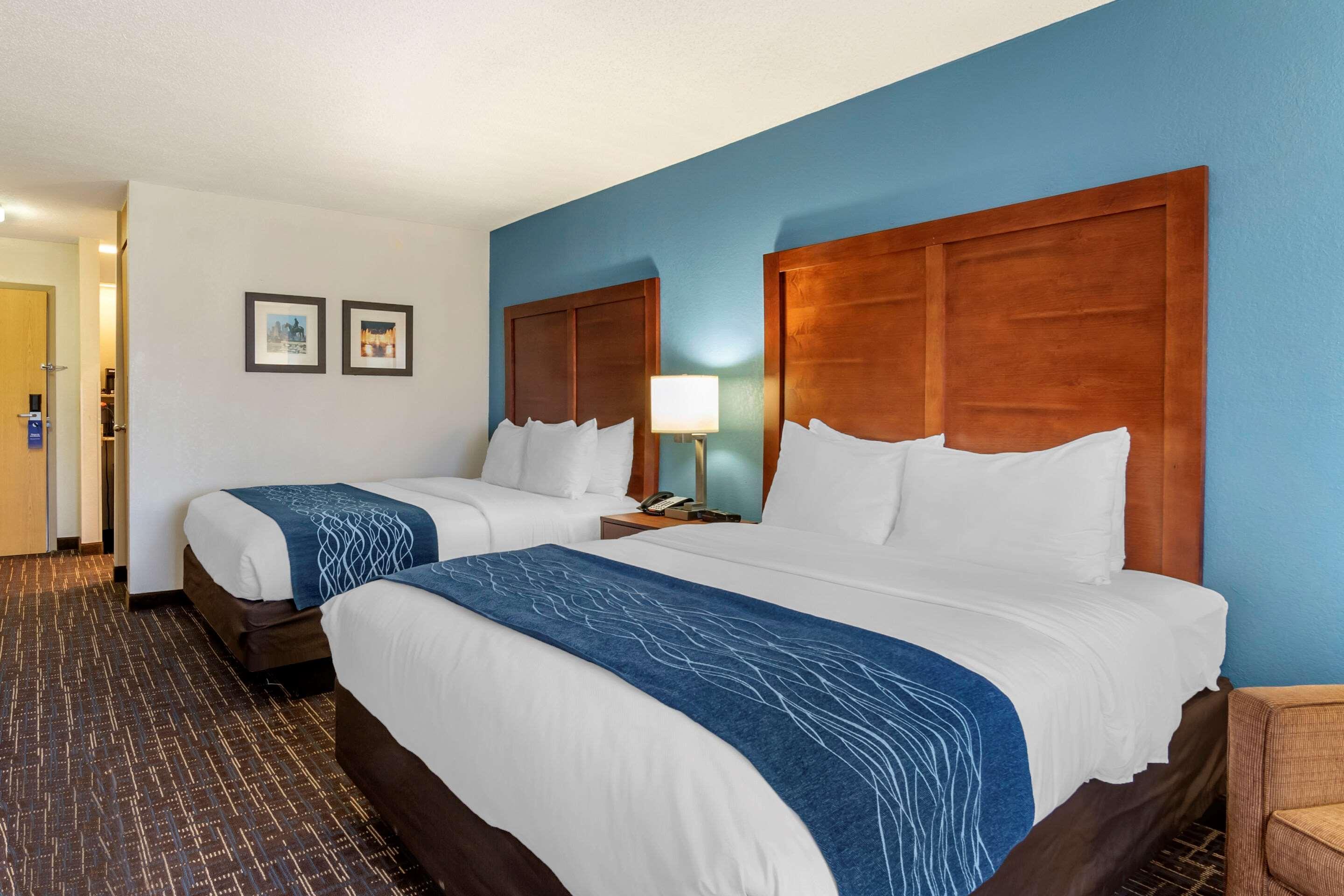 Comfort Inn & Suites Lees Summit - Kansas City Lee's Summit Εξωτερικό φωτογραφία