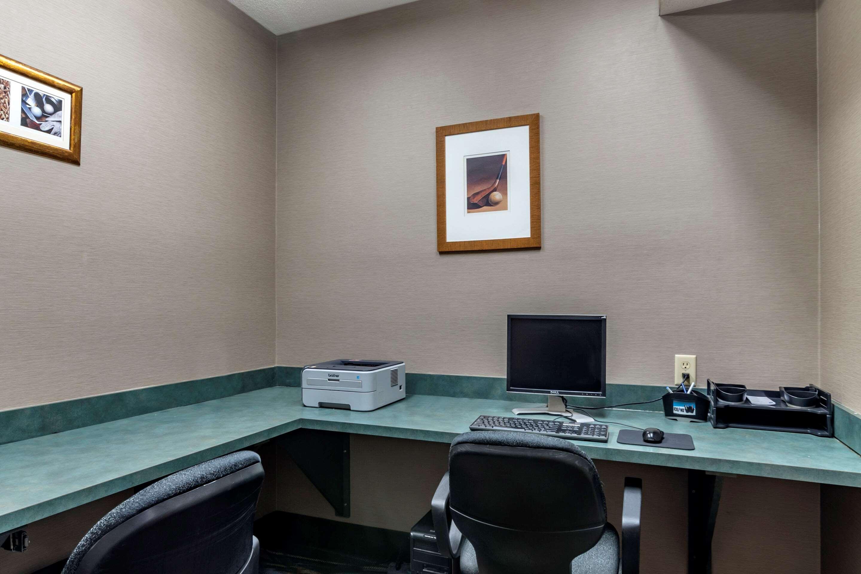 Comfort Inn & Suites Lees Summit - Kansas City Lee's Summit Εξωτερικό φωτογραφία