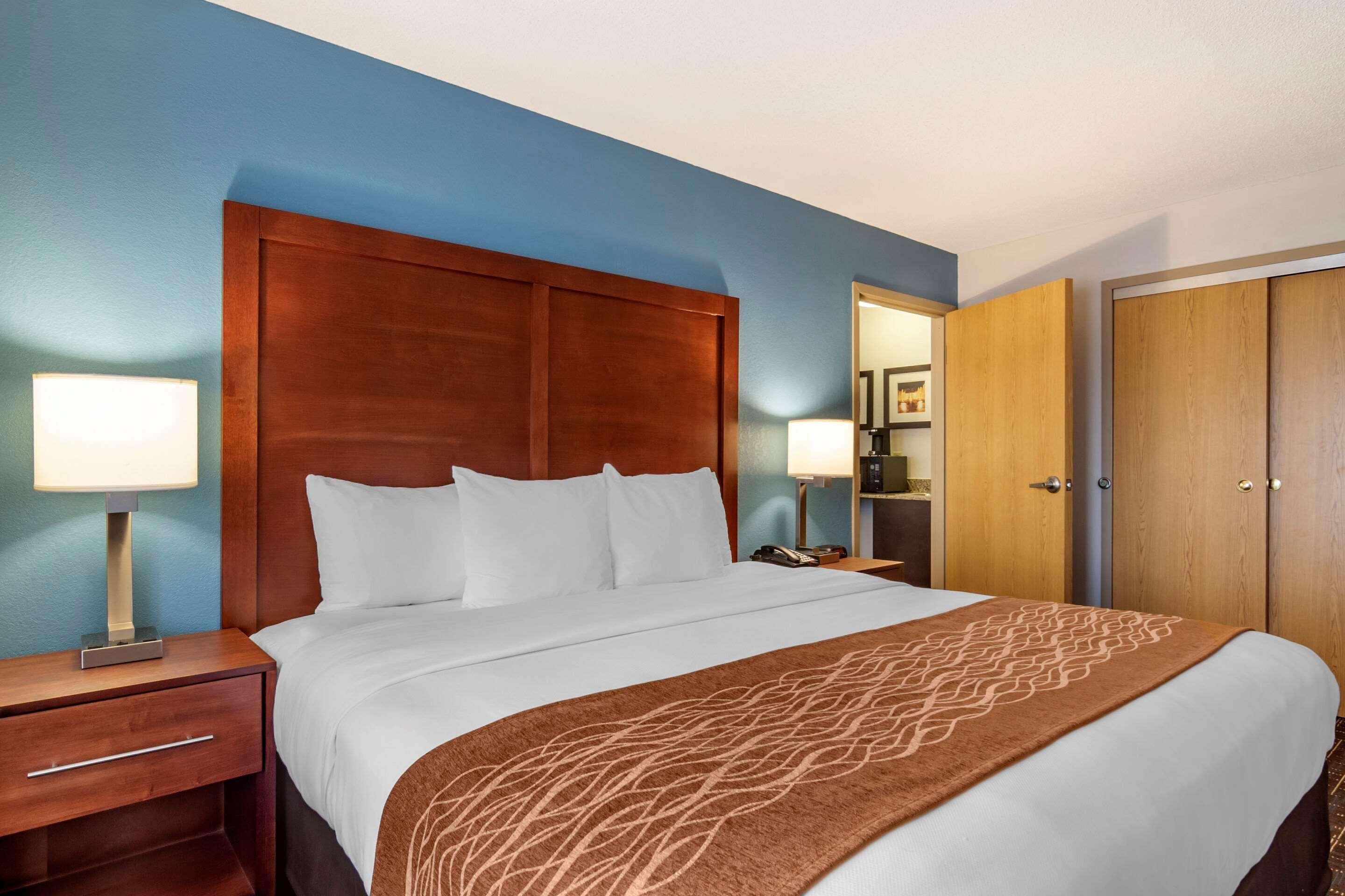 Comfort Inn & Suites Lees Summit - Kansas City Lee's Summit Εξωτερικό φωτογραφία