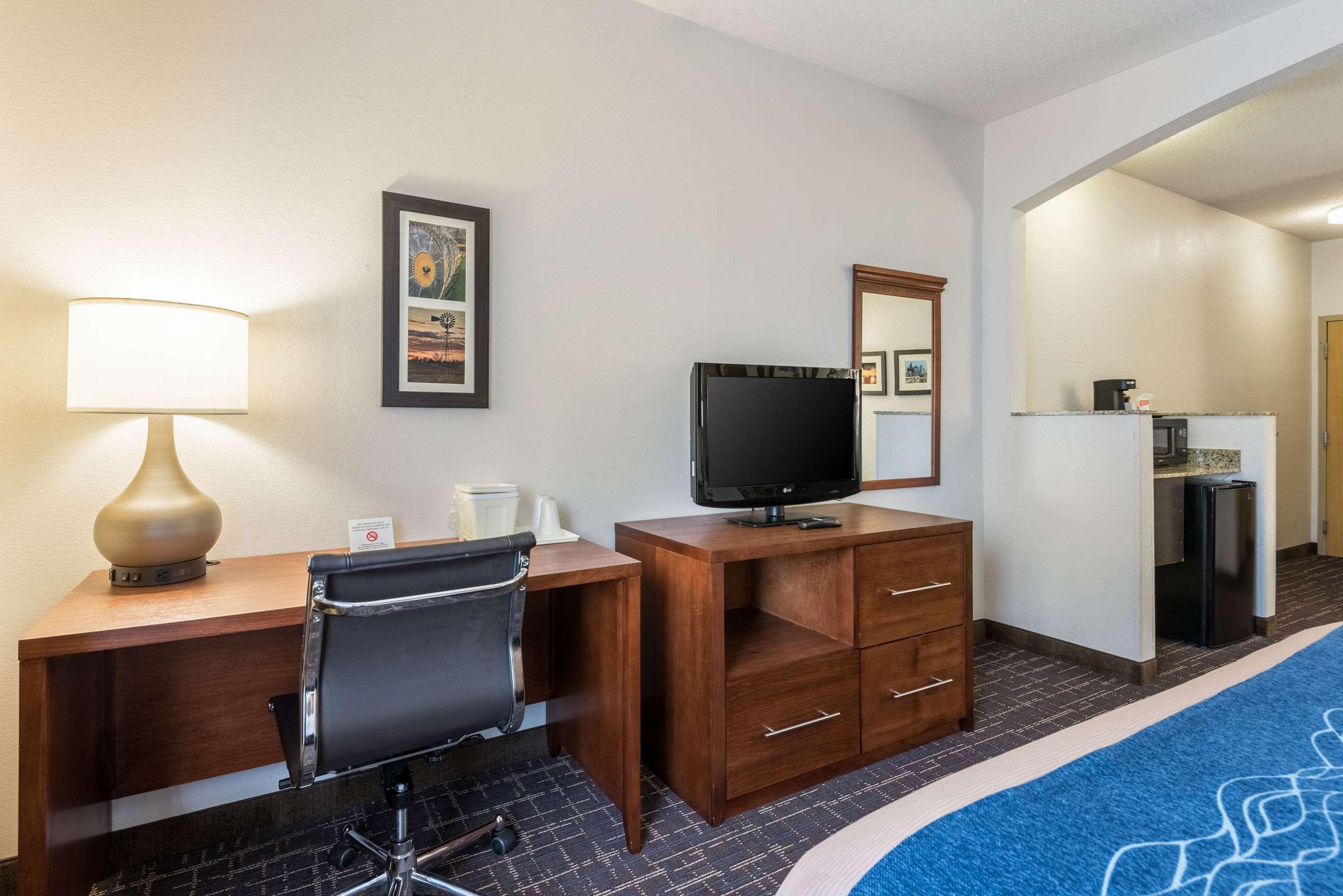Comfort Inn & Suites Lees Summit - Kansas City Lee's Summit Εξωτερικό φωτογραφία